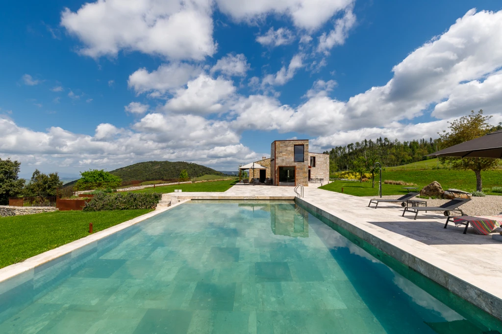 Zwembad met prachtig uitzicht over het Toscaanse landscap